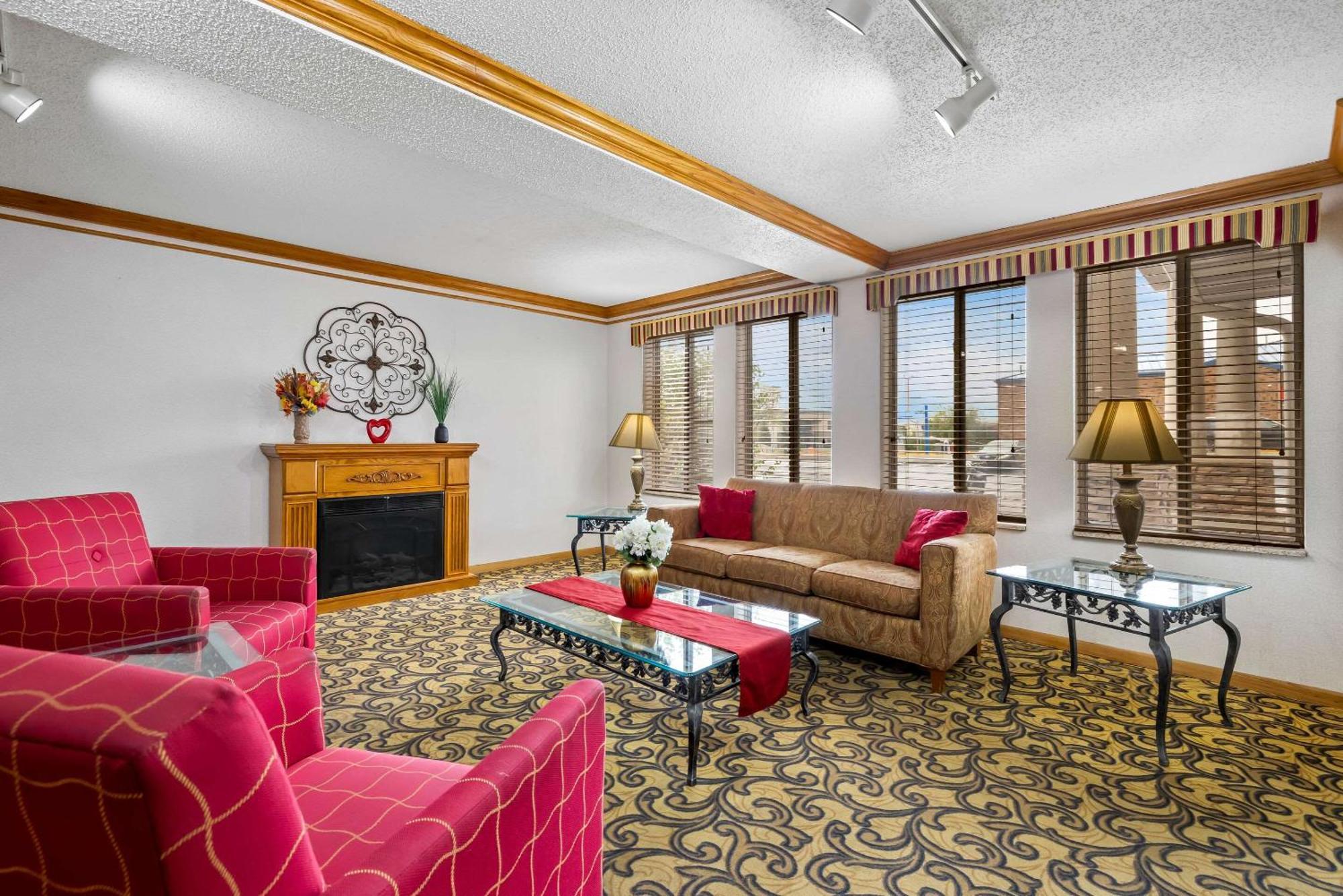 Quality Inn Near Monument Health Rapid City Hospital Exterior foto